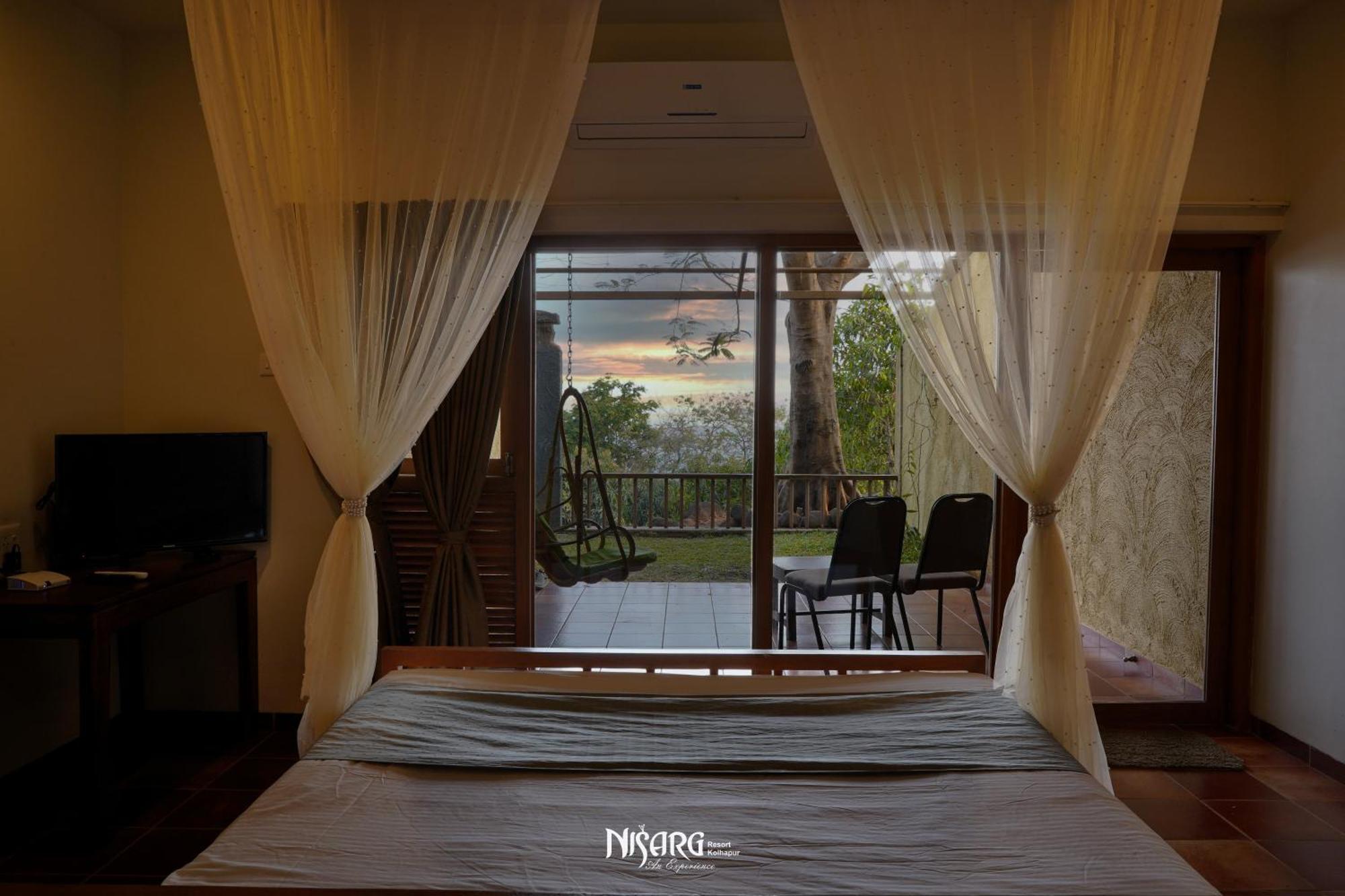 Nisarg Resort Kolhapur Eksteriør bilde
