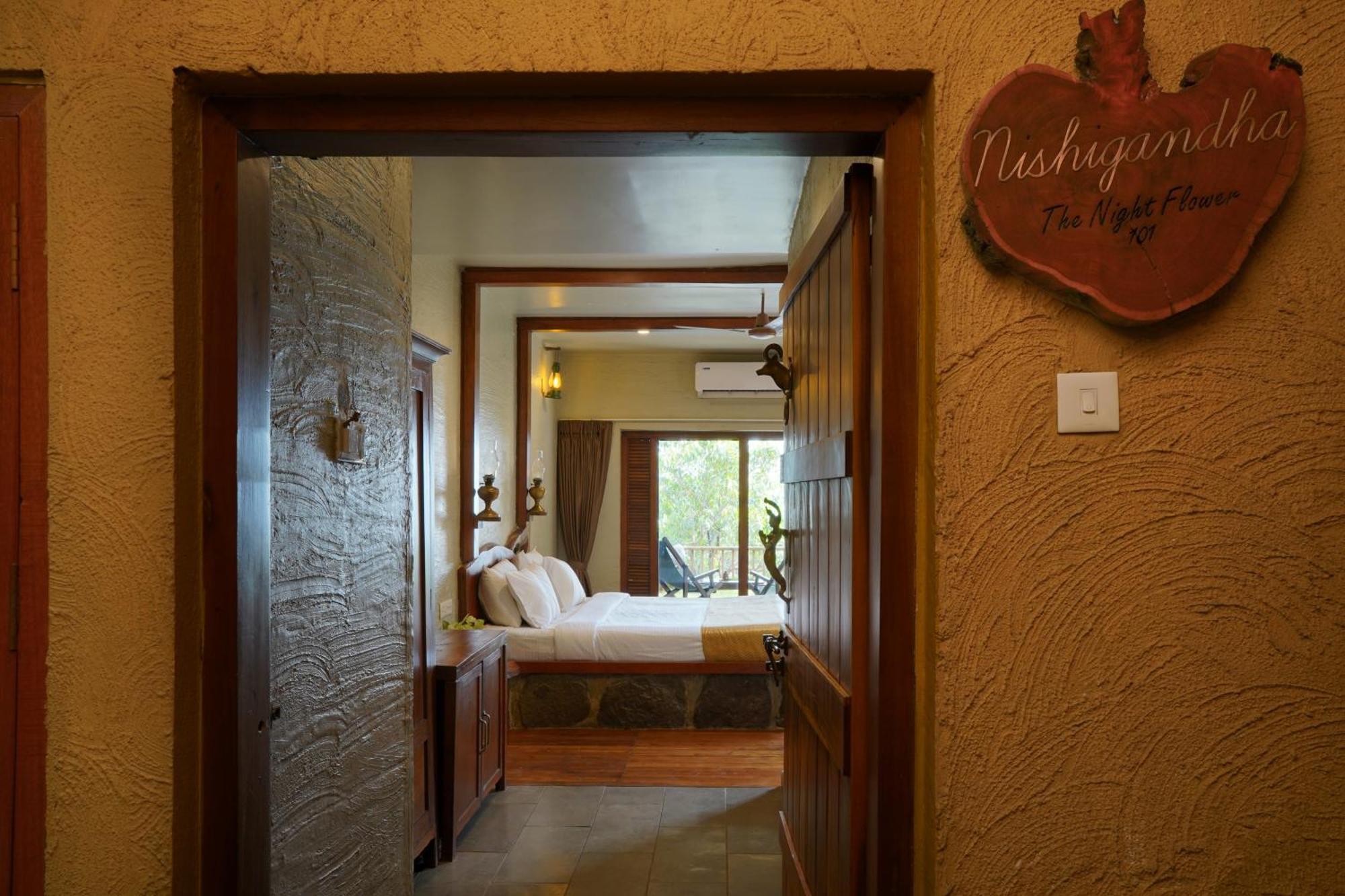 Nisarg Resort Kolhapur Eksteriør bilde