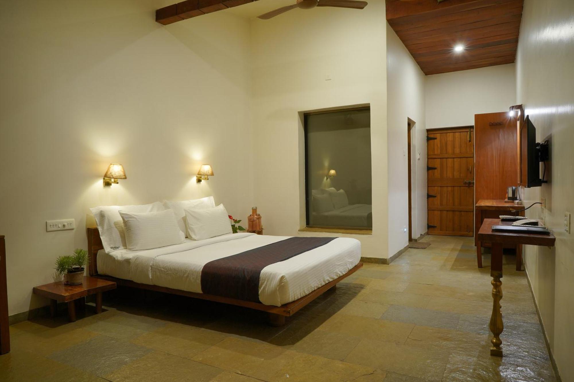 Nisarg Resort Kolhapur Eksteriør bilde